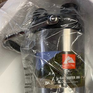 Ozark Trail 1/2 Gallon Double-wall Vacuum-sealed